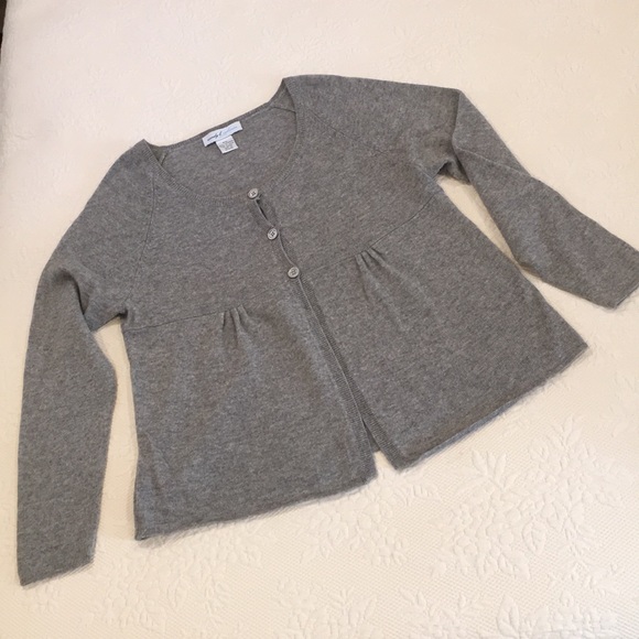 Wendy Bellissimo Sweaters - 💕HP💕Wendy B. Cashmere sweater size LP grey
